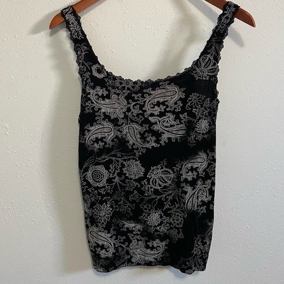 Chico's Travelers 2-piece Black and Silver Patterned Top and Pants - Picture 2 of 6